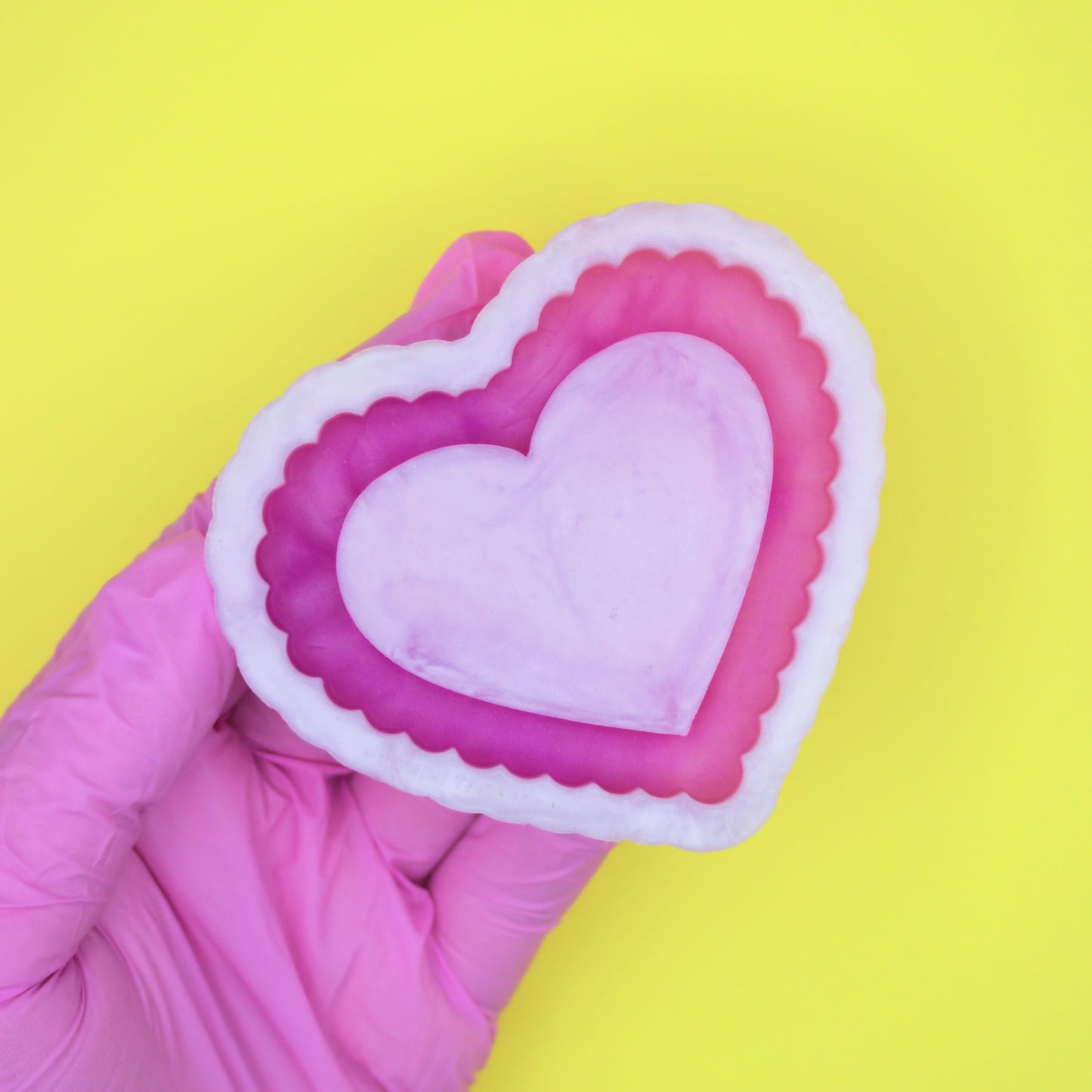 Ruffle Heart Shaker Silicone Mold 2.5" x 3.5" Design