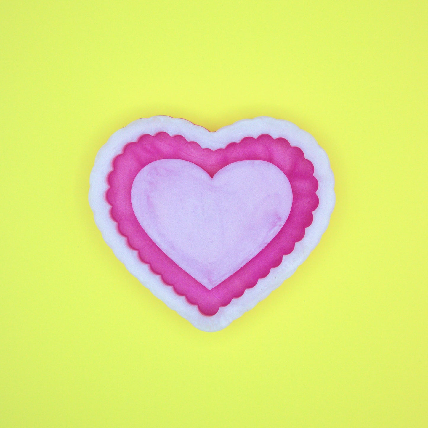 Ruffle Heart Shaker Silicone Mold 2.5" x 3.5" Design